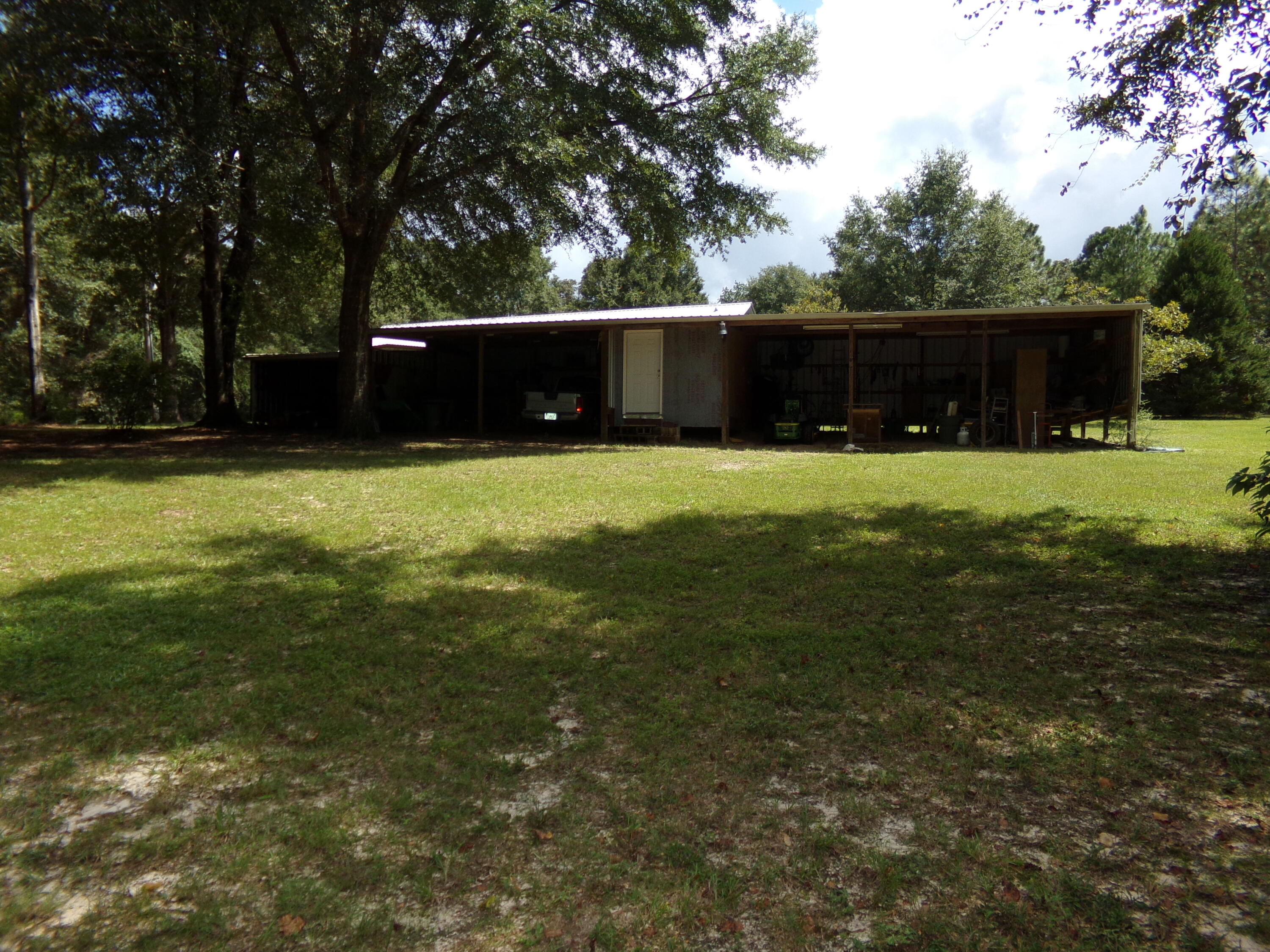 5918 Roberts Road Crestview, FL 32536 - Photo 23 of 24 Gallery Image 23