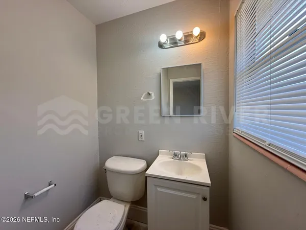 $1,395 | 7963 Lemans Drive, Jacksonville, FL 32210