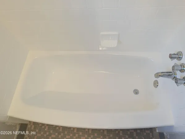 $1,395 | 7963 Lemans Drive, Jacksonville, FL 32210