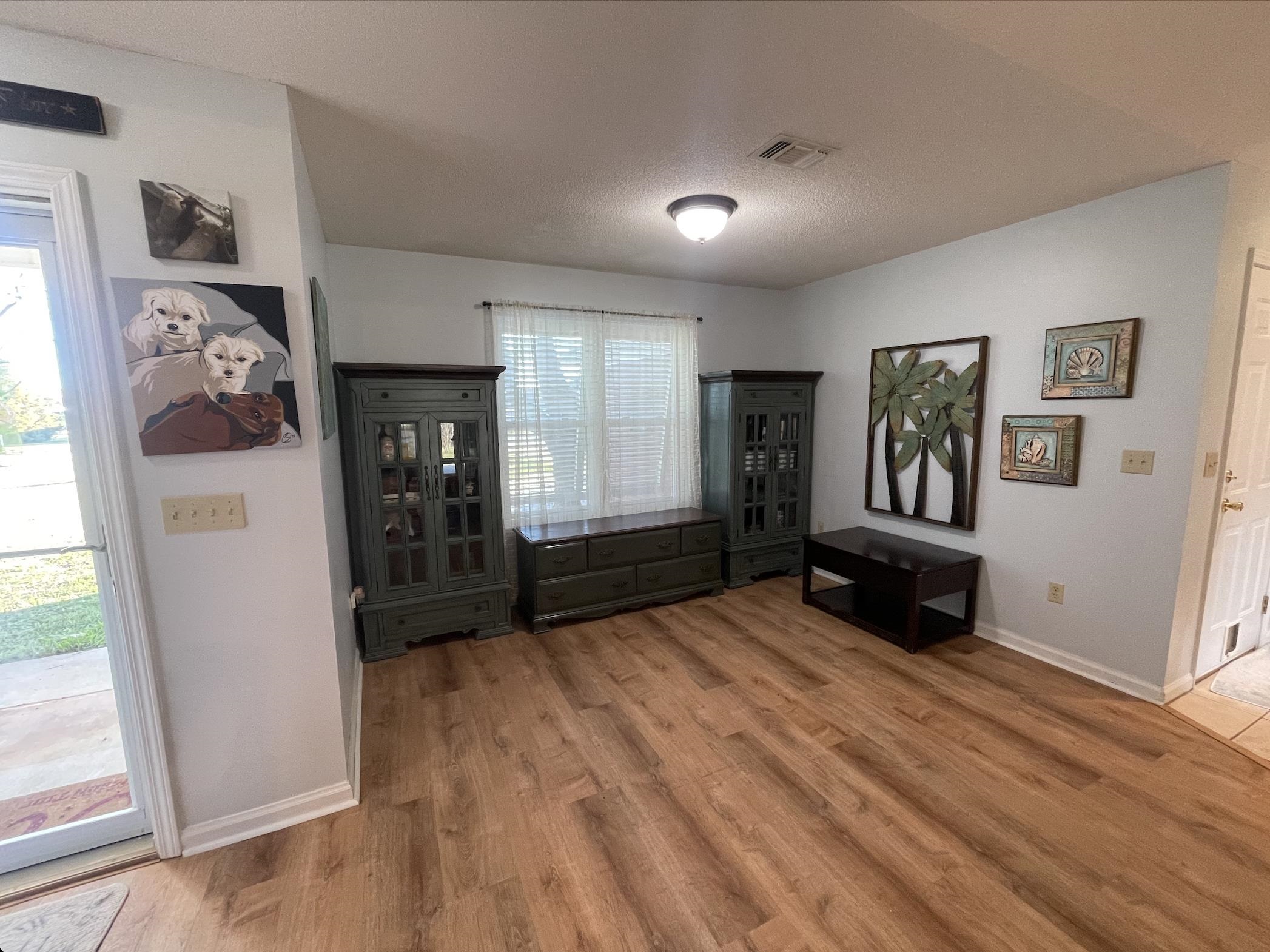 17643 East View Loop Foley, AL 36535 - Photo 3 of 25 Sitting Room