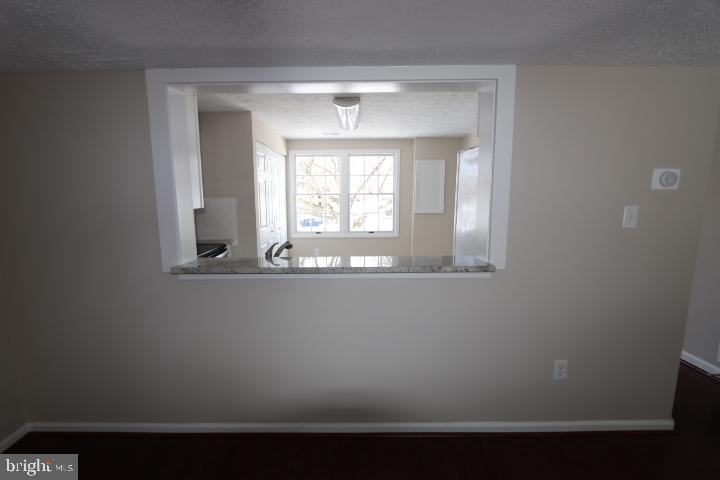 10149 Shelldrake Circle Damascus, MD 20872 - Photo 12 of 28 a view of empty room with window