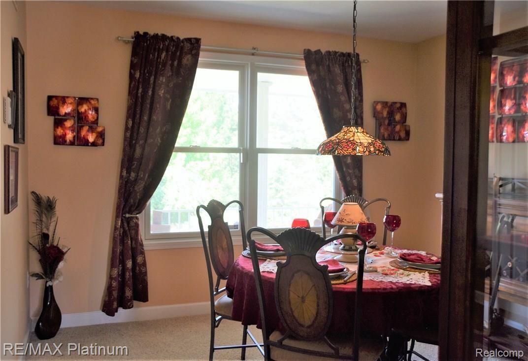17033 Rosehill Road Pinckney, MI 48169 - Photo 4 of 17 new dining.jpg