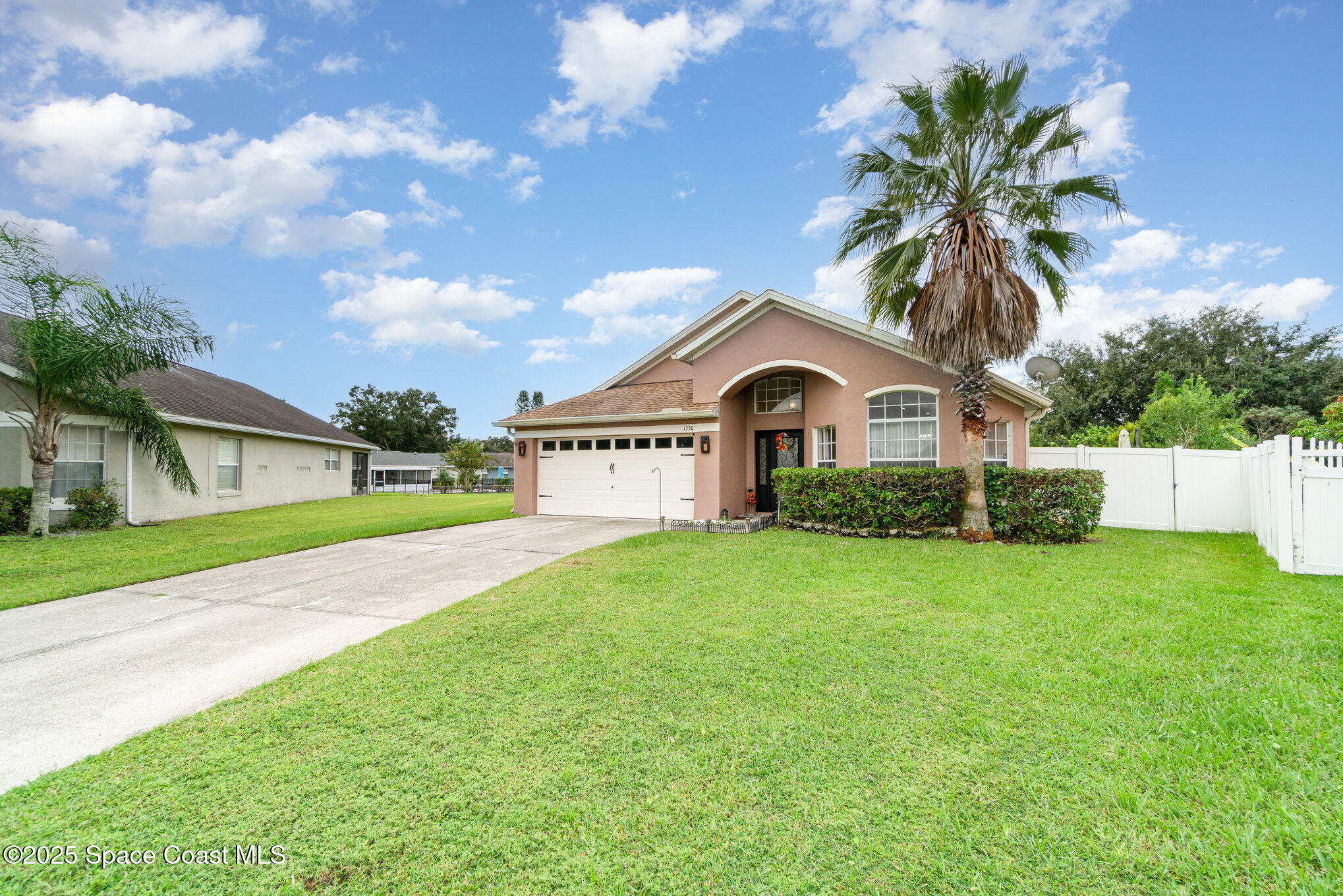 1350 Creekview Court St. Cloud, FL 34772 - Photo 11 of 31 002_ndp02492-edit_283