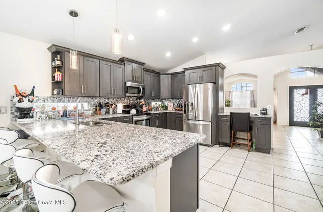 $450,000 | 1350 Creekview Court, St. Cloud, FL 34772