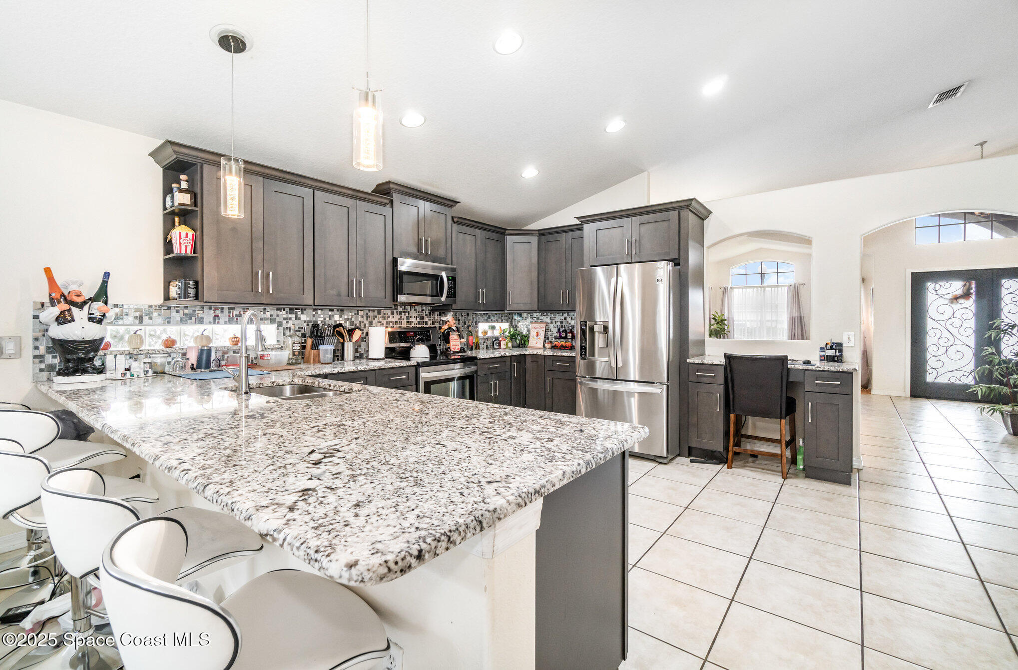 1350 Creekview Court St. Cloud, FL 34772 - Photo 8 of 31 013_ndp02441-edit_795