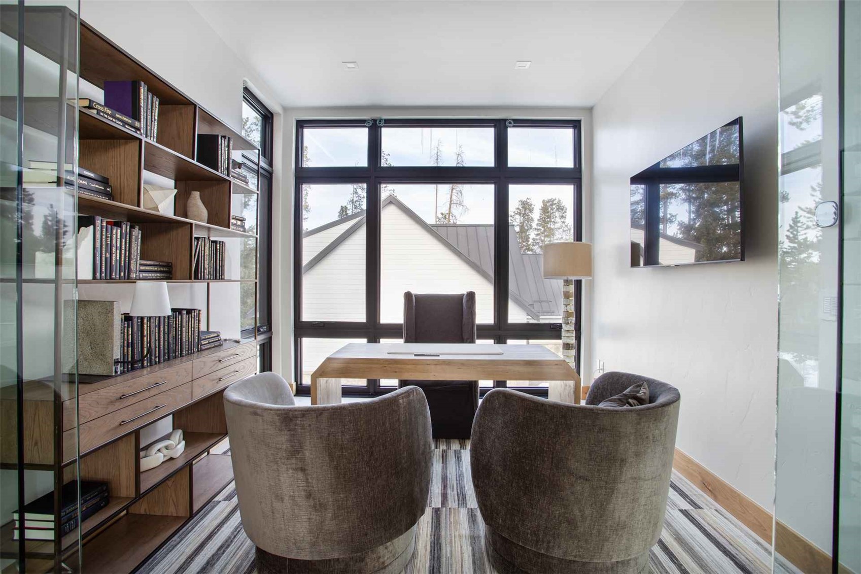 3764 Ski Hill Road Breckenridge, CO 80424 - Photo 23 of 30 Office area with baseboards