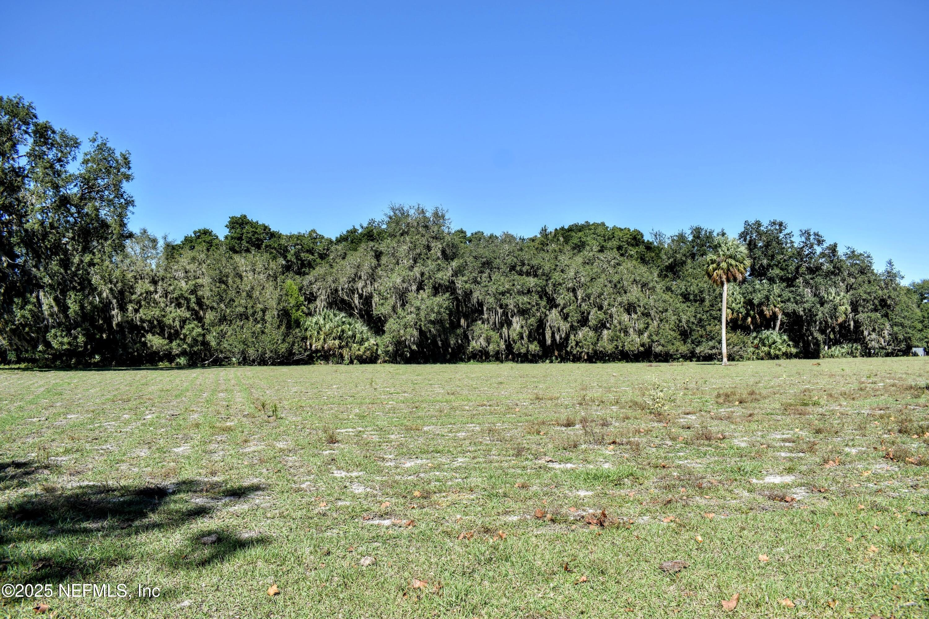 0 West Peniel Road Palatka, FL 32177 - Photo 8 of 40 a view of an outdoor space and a yard