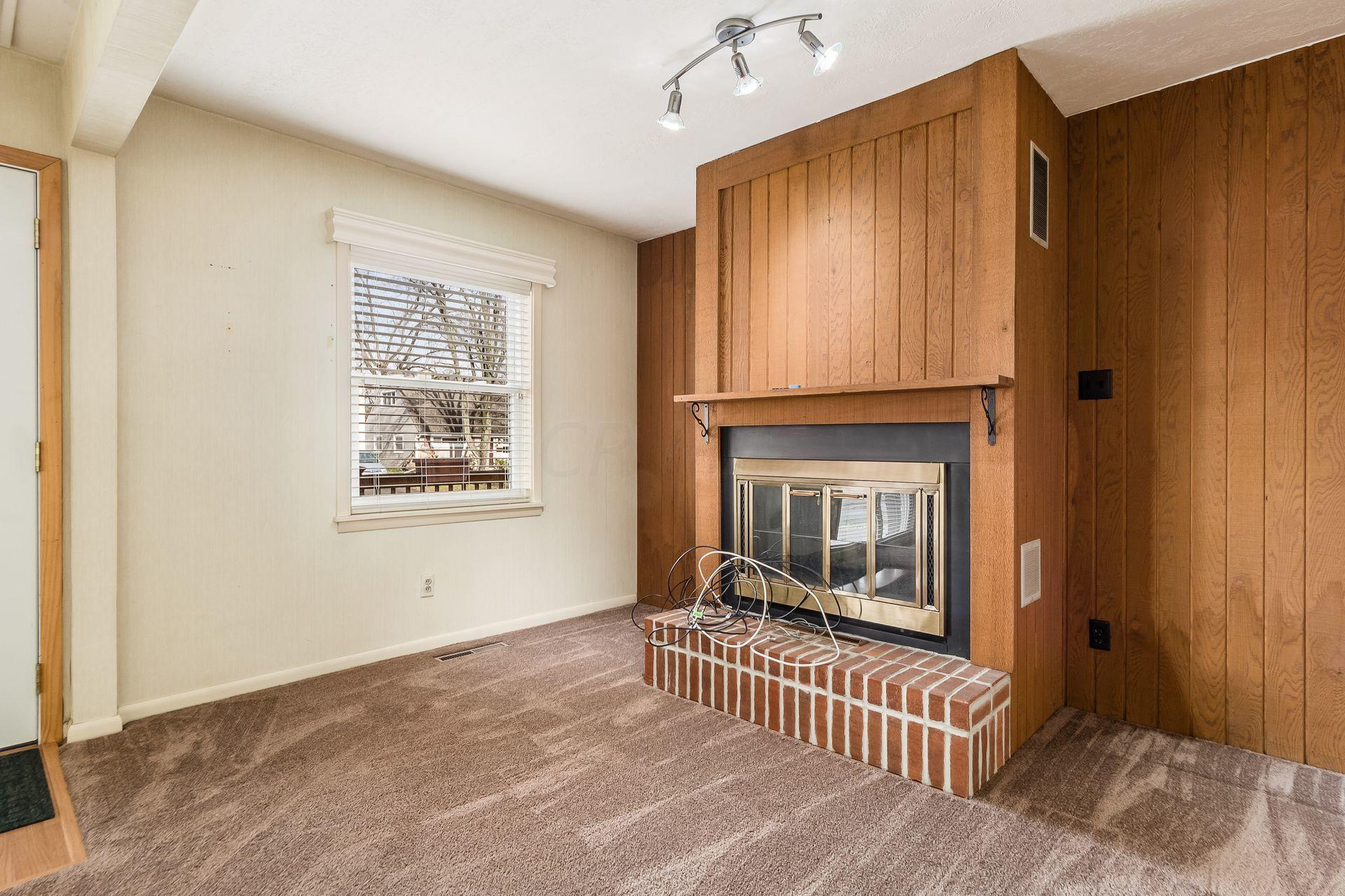 1083 Bernard Road Columbus, OH 43221 - Photo 13 of 46 Gallery Image 13