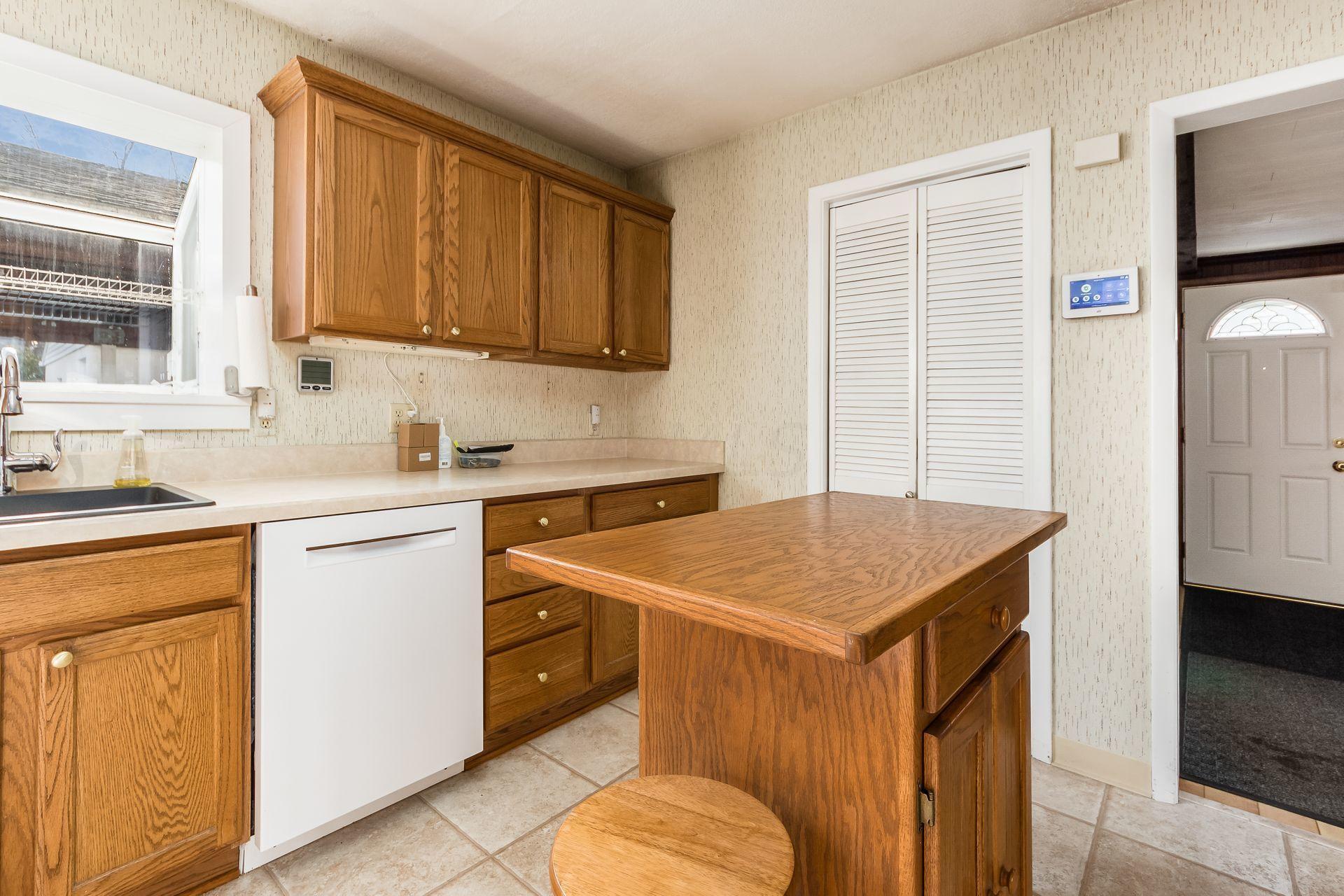 1083 Bernard Road Columbus, OH 43221 - Photo 18 of 46 Gallery Image 18