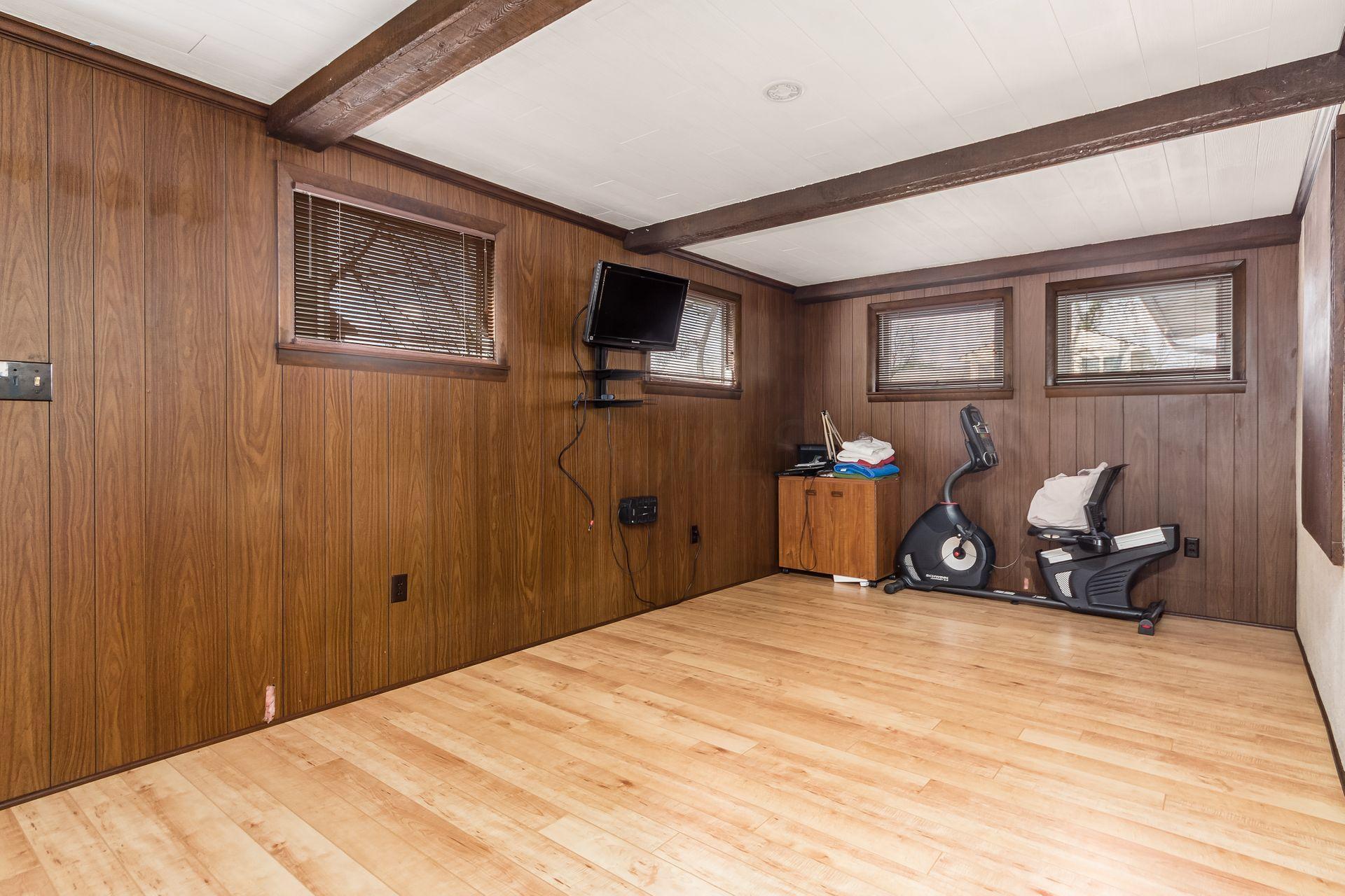 1083 Bernard Road Columbus, OH 43221 - Photo 20 of 46 Gallery Image 20