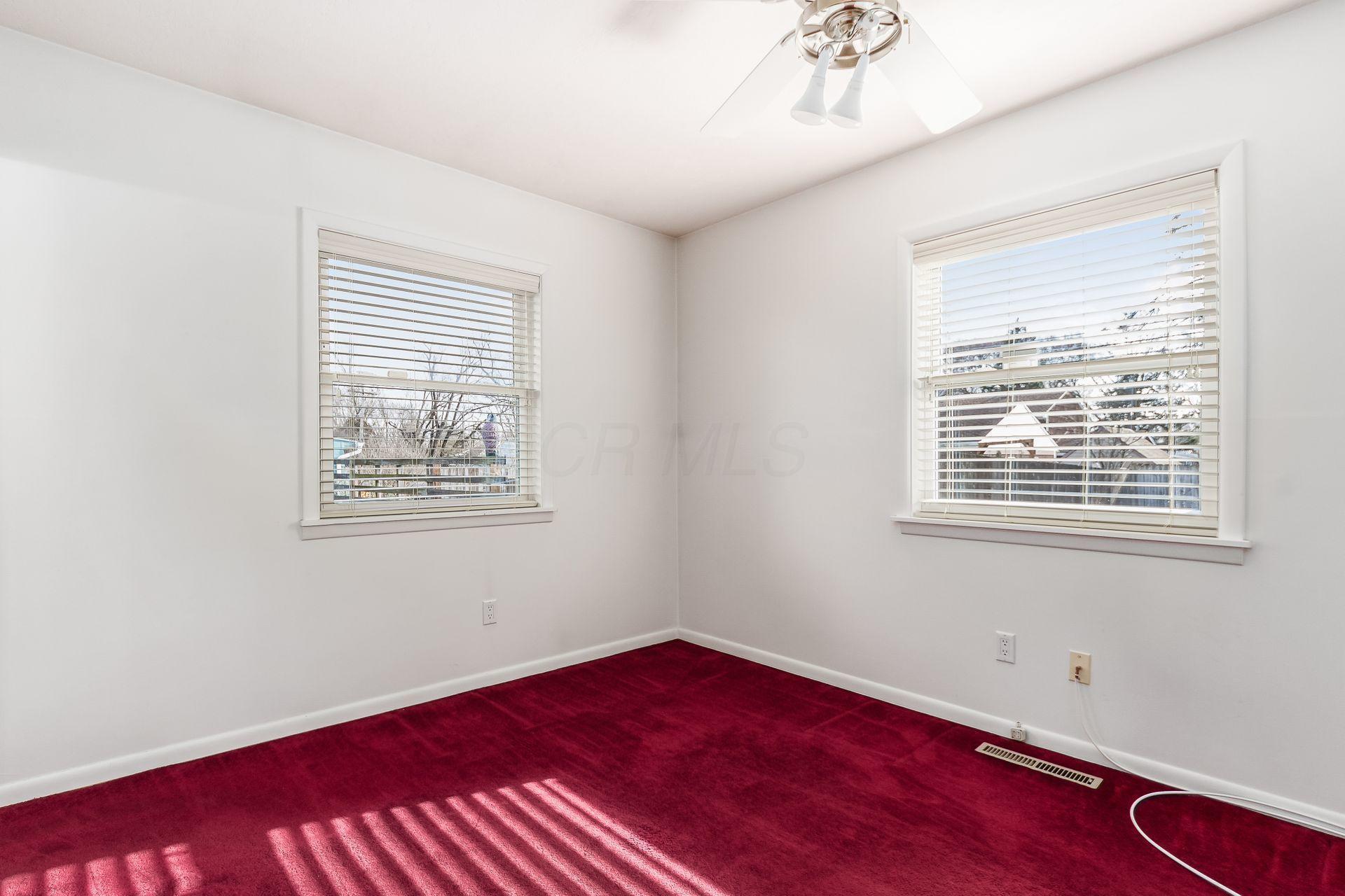 1083 Bernard Road Columbus, OH 43221 - Photo 25 of 46 Gallery Image 25