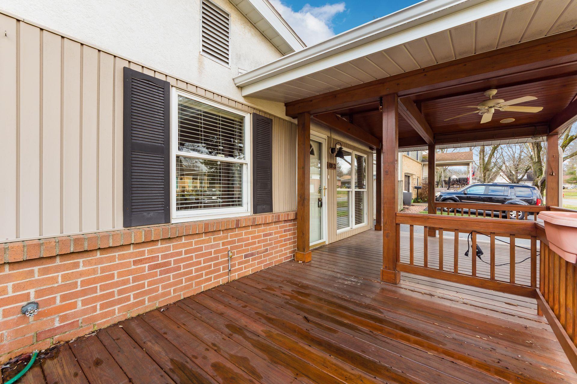 1083 Bernard Road Columbus, OH 43221 - Photo 35 of 46 Gallery Image 35
