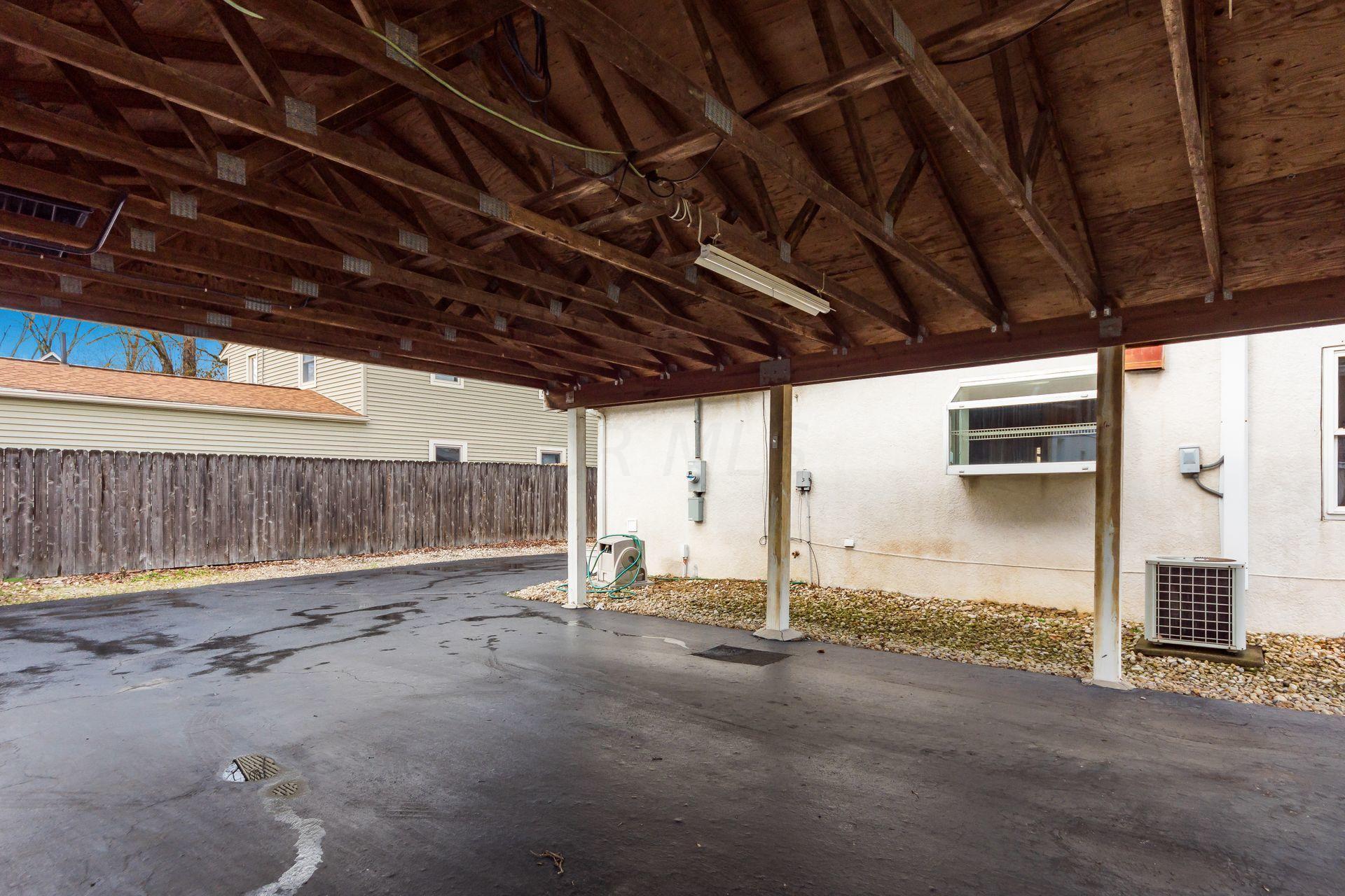 1083 Bernard Road Columbus, OH 43221 - Photo 39 of 46 Gallery Image 39