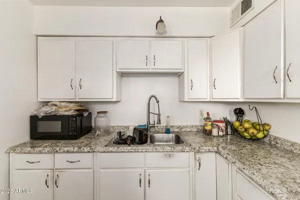 $445,990 | 1147 West Peoria Avenue, Phoenix, AZ 85029
