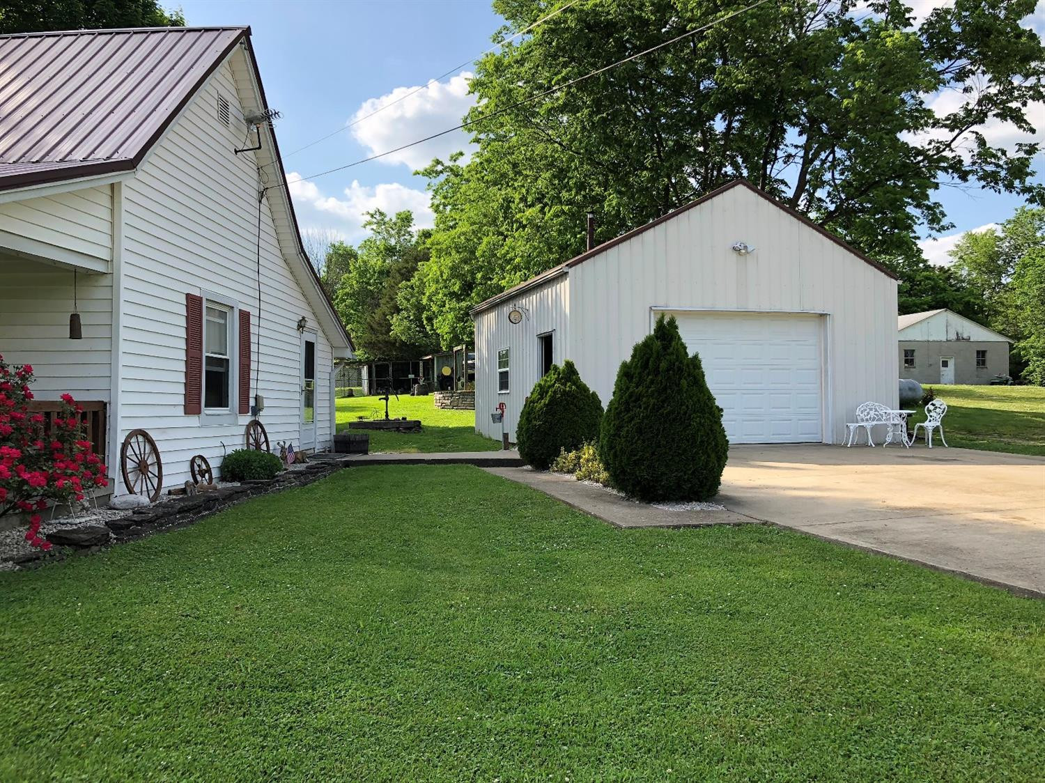 1046 Bonds Mill Road Lawrenceburg, KY 40342 - Photo 3 of 24 Photo 3