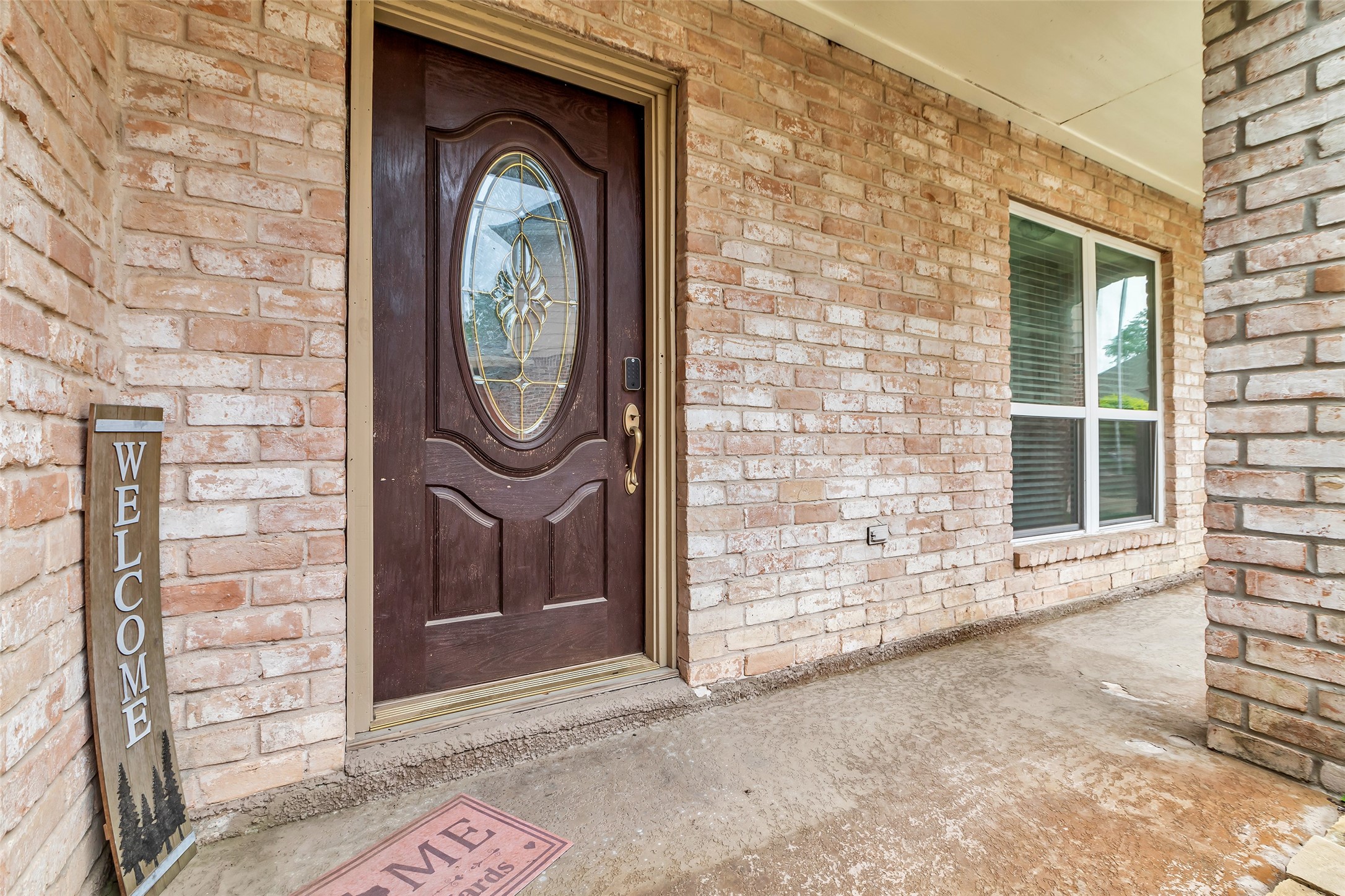 3302 Candlelon Drive Spring, TX 77388 - Photo 7 of 29 a front view of a house with garden