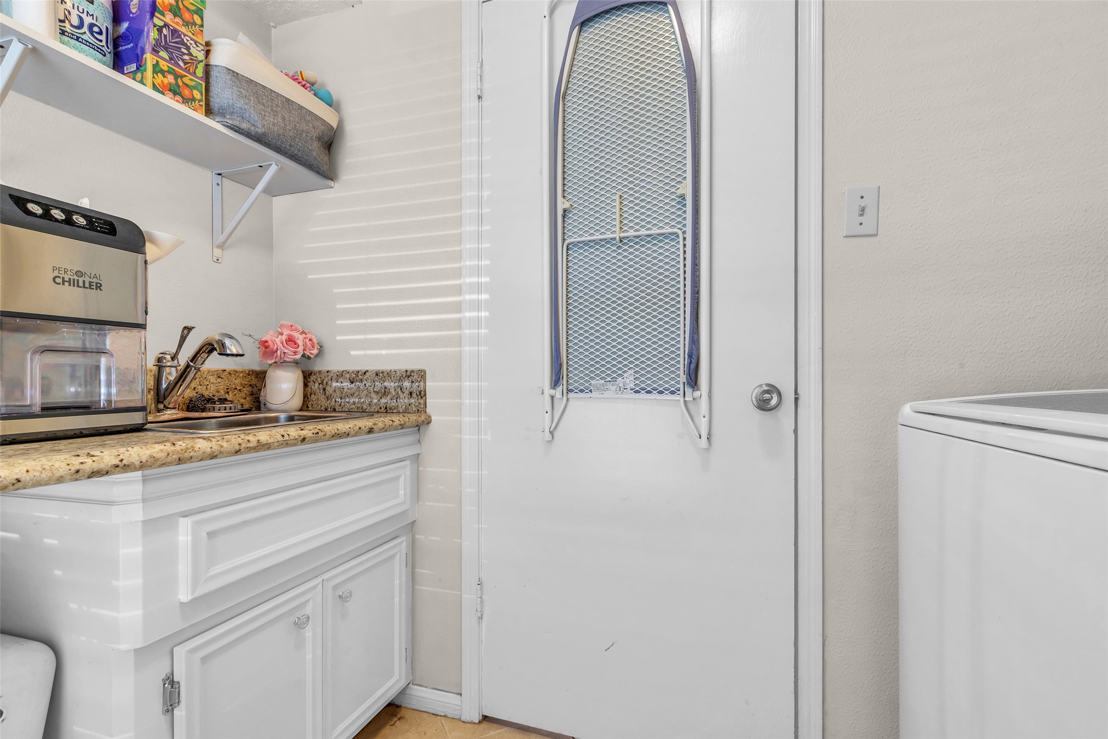 3302 Candlelon Drive Spring, TX 77388 - Photo 10 of 29 a bathroom with a sink and mirror