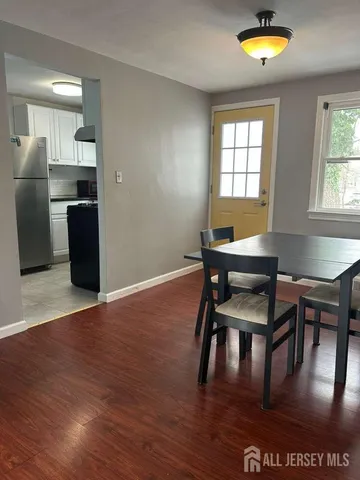 $2,100 | 36 Kate Lane, Metuchen, NJ 08840