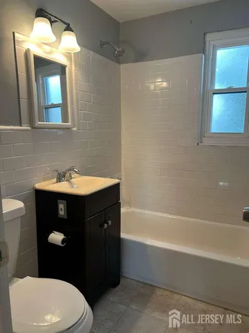 $2,100 | 36 Kate Lane, Metuchen, NJ 08840