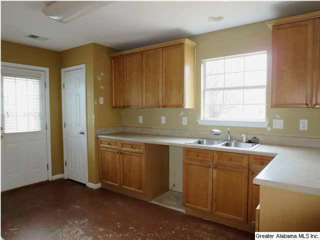 4045 Forest Lakes Road Sterrett, AL 35147 - Photo 5 of 13