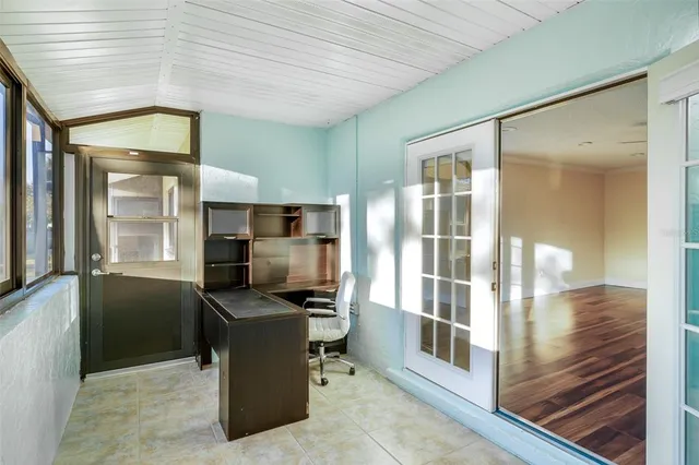 $1,700 | 1515 12th Court Southeast, Largo, FL 33771