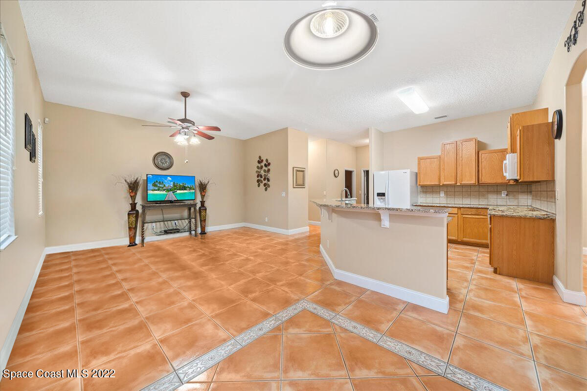 6949 Bryant Road Cocoa, FL 32927 - Photo 6 of 33 a very nice looking kitchen with a large window