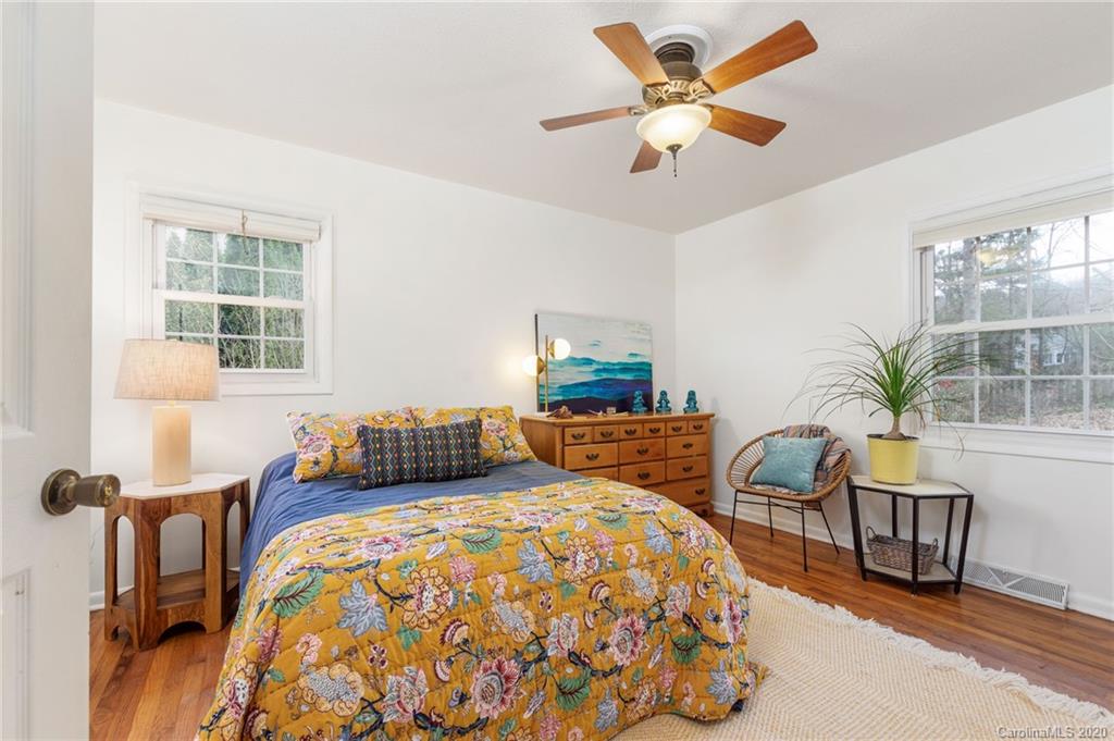 453 Beaverdam Road Asheville, NC 28804 - Photo 15 of 31 Gallery Image 15