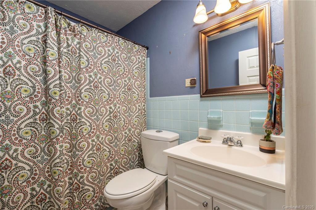 453 Beaverdam Road Asheville, NC 28804 - Photo 22 of 31 Gallery Image 22