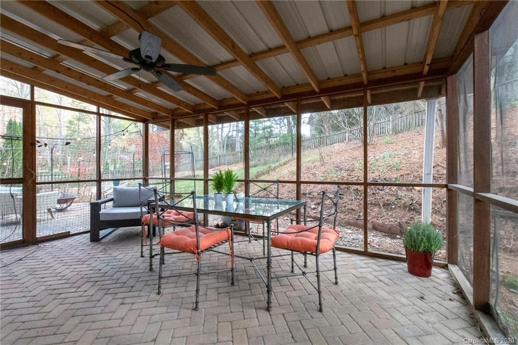 453 Beaverdam Road Asheville, NC 28804 - Photo 27 of 31 Gallery Image 27