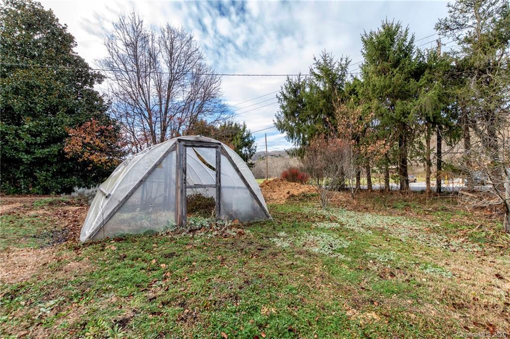 453 Beaverdam Road Asheville, NC 28804 - Photo 30 of 31 Gallery Image 30
