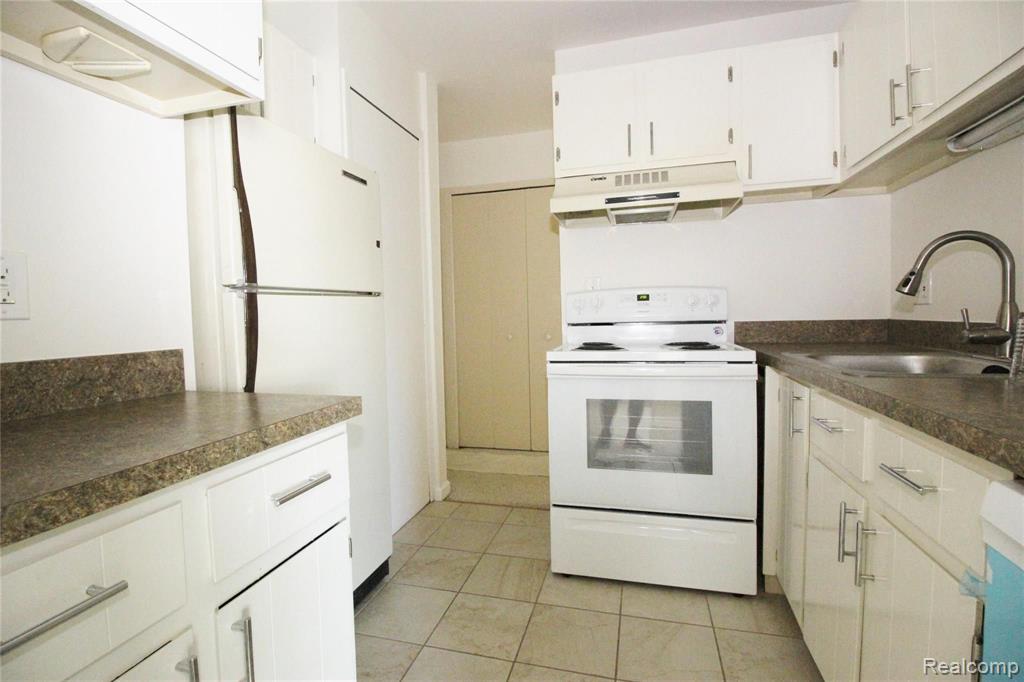 30232 Southfield Road Southfield, MI 48076 - Photo 7 of 14