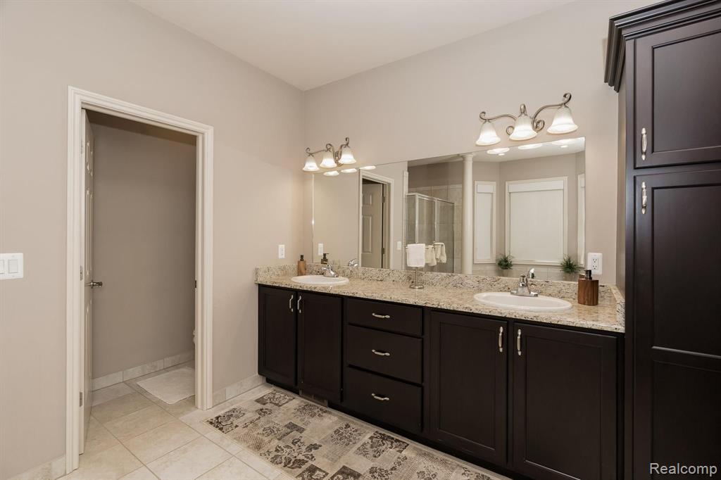 1391 Traceky Drive Rochester Hills, MI 48306 - Photo 22 of 47