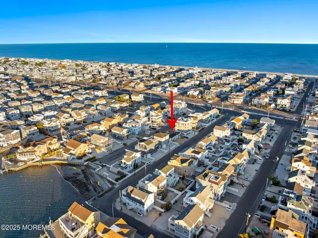 $1,249,000 | 20 East 87th Street, Beach Haven, NJ 08008