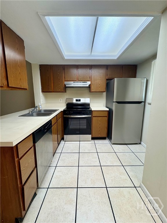 12510 White Bluff Road, Unit 1007 Savannah, GA 31419 - Photo 7 of 24 KITCHEN