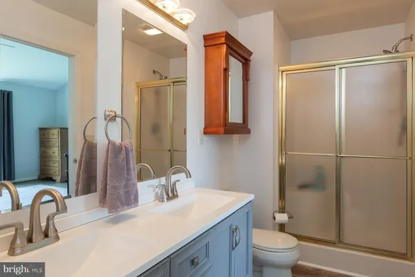 $495,000 | 2050 Cloverton Drive, Columbia, PA 17512
