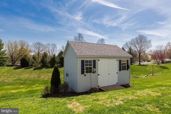 $495,000 | 2050 Cloverton Drive, Columbia, PA 17512