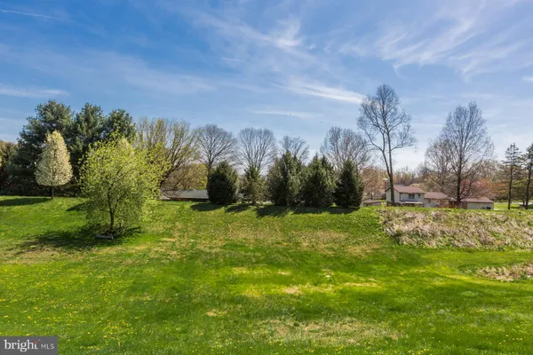 $495,000 | 2050 Cloverton Drive, Columbia, PA 17512