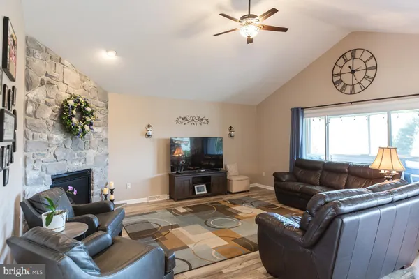 $495,000 | 2050 Cloverton Drive, Columbia, PA 17512