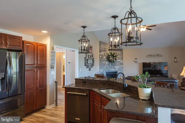 $495,000 | 2050 Cloverton Drive, Columbia, PA 17512