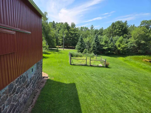 $469,000 | E3538 Boelter Road, Iola, WI 54945