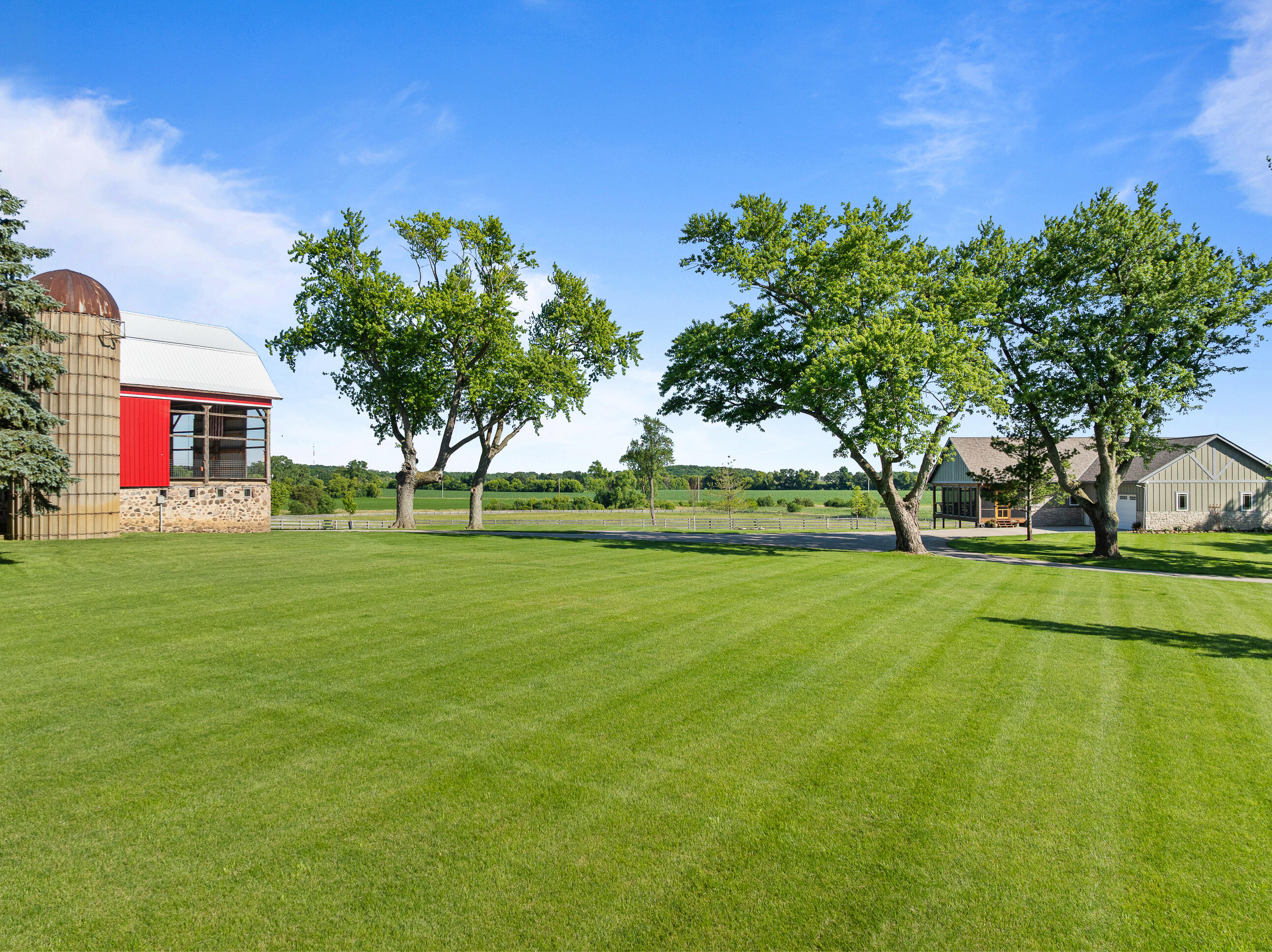 29224 Mt Tom Road Burlington, WI 53105 - Photo 16 of 63 29224 Mt Tom Rd