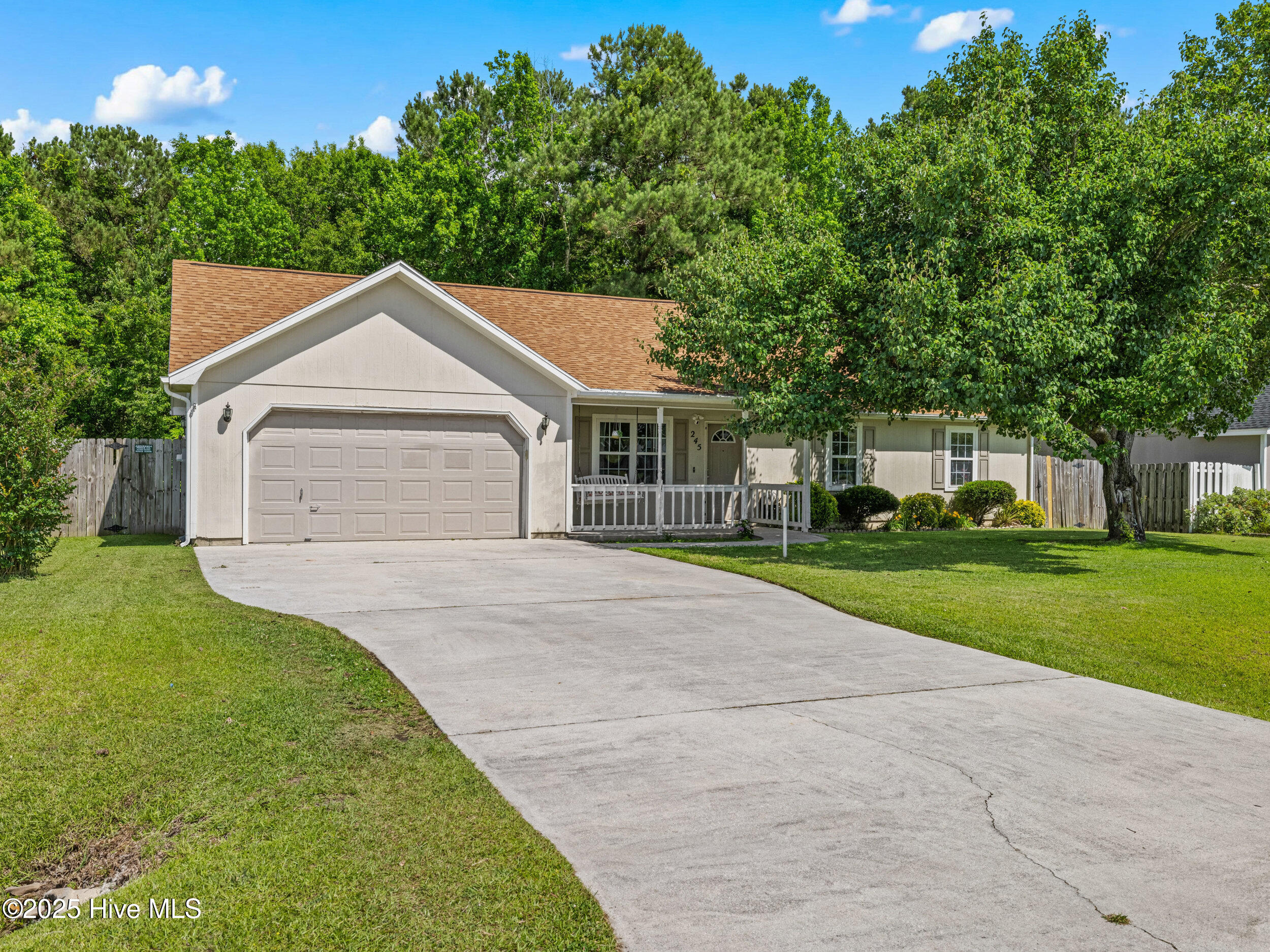 245 Parnell Road Hubert, NC 28539 - Photo 2 of 47 025a3506