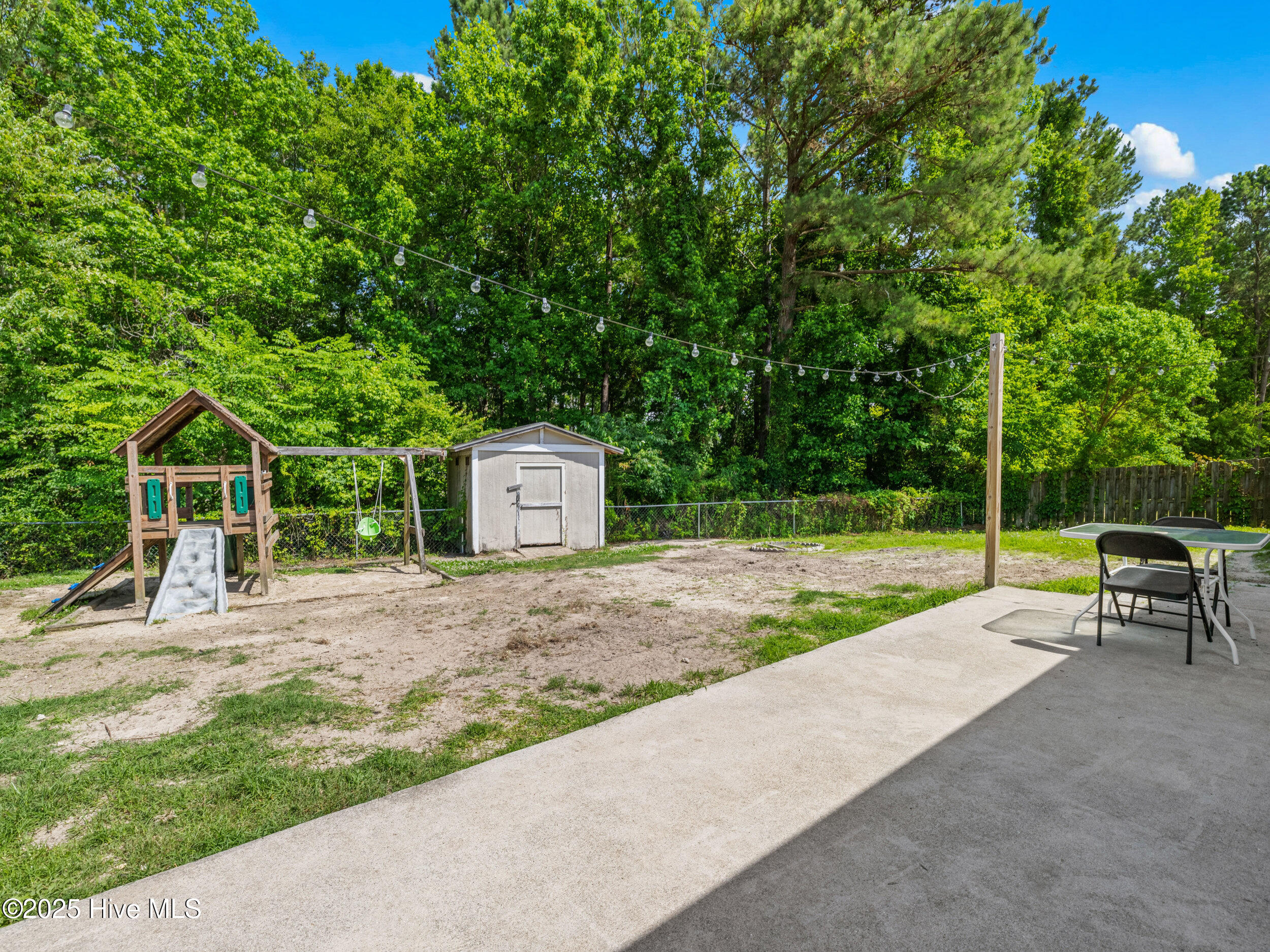 245 Parnell Road Hubert, NC 28539 - Photo 37 of 47 025a3545