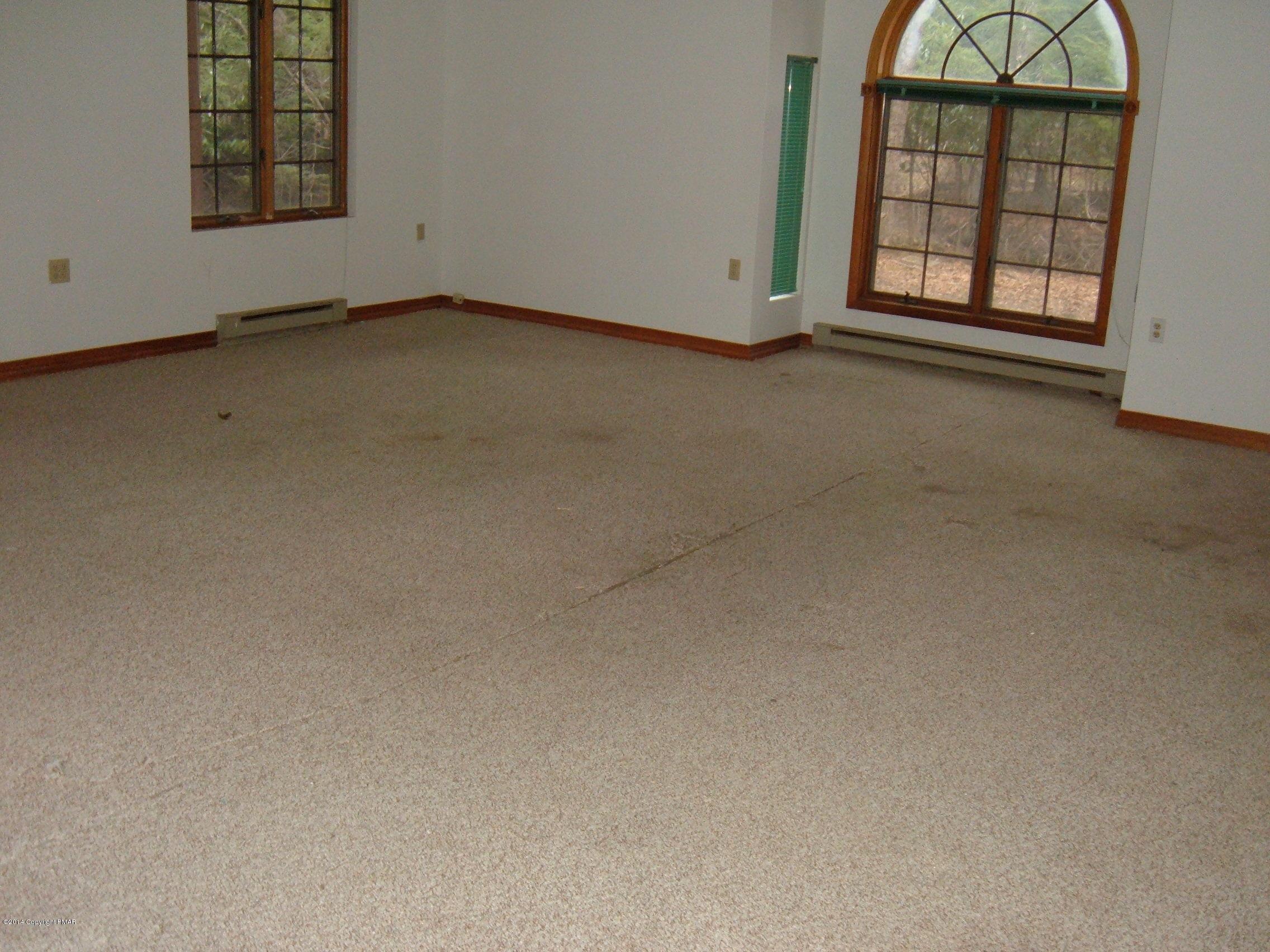 3179 Snow Hill Road Cresco, PA 18326 - Photo 27 of 46 DSCF6638