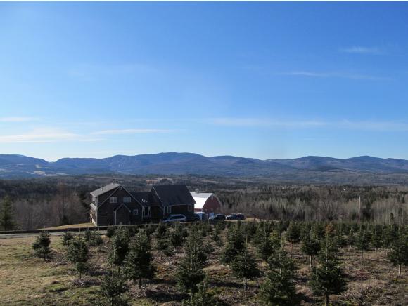 147 Bennett Hill Road Colebrook, NH 03576 - Photo 3 of 34