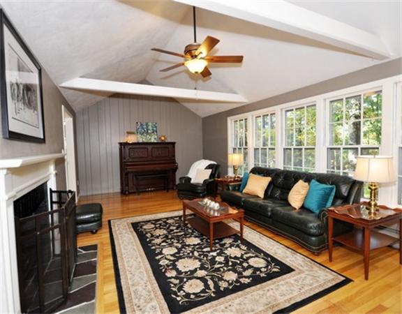 560 Heald Road Carlisle, MA 01741 - Photo 11 of 20