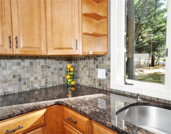 560 Heald Road Carlisle, MA 01741 - Photo 3 of 20