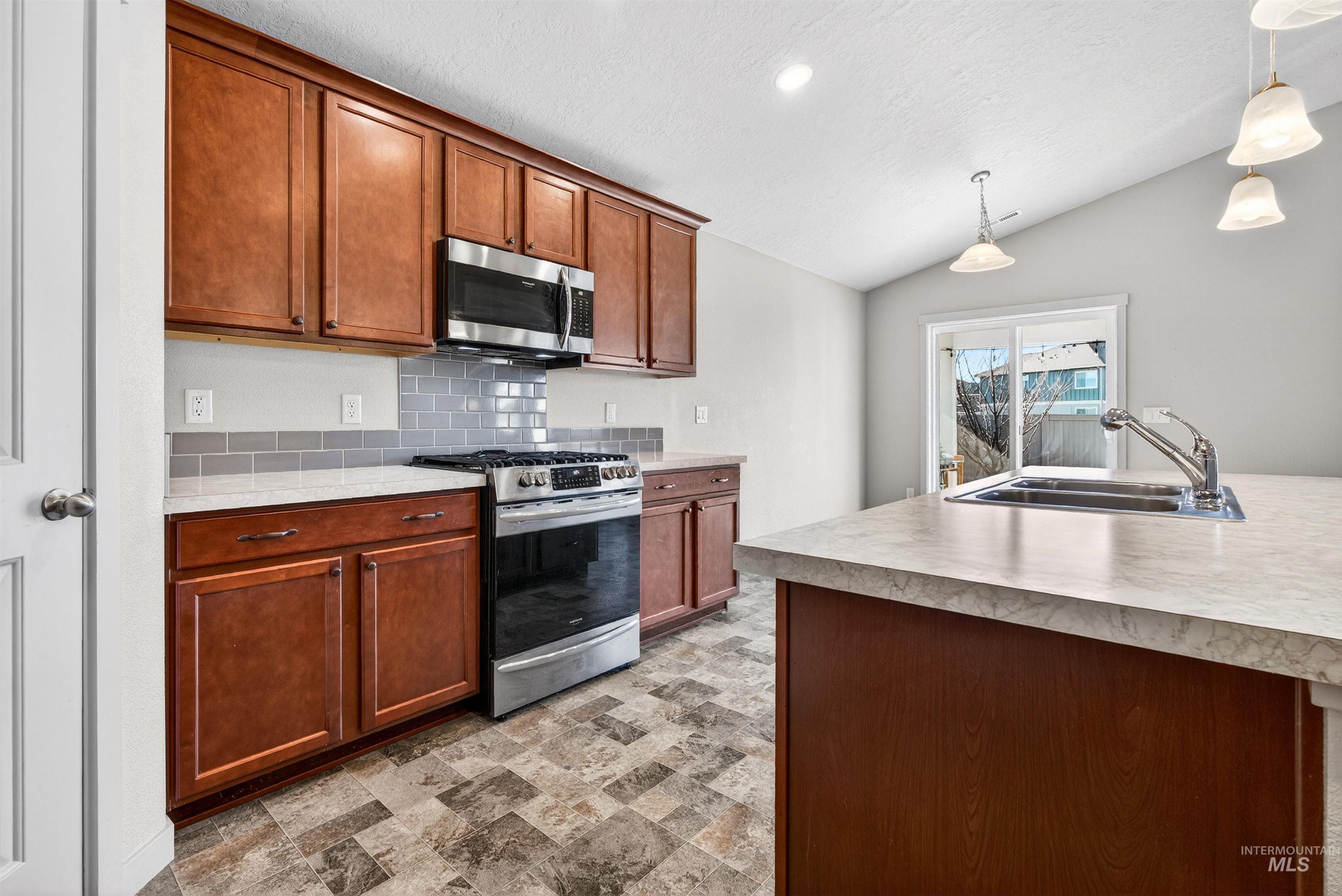 19397 Red Eagle Way Caldwell, ID 83605 - Photo 10 of 39