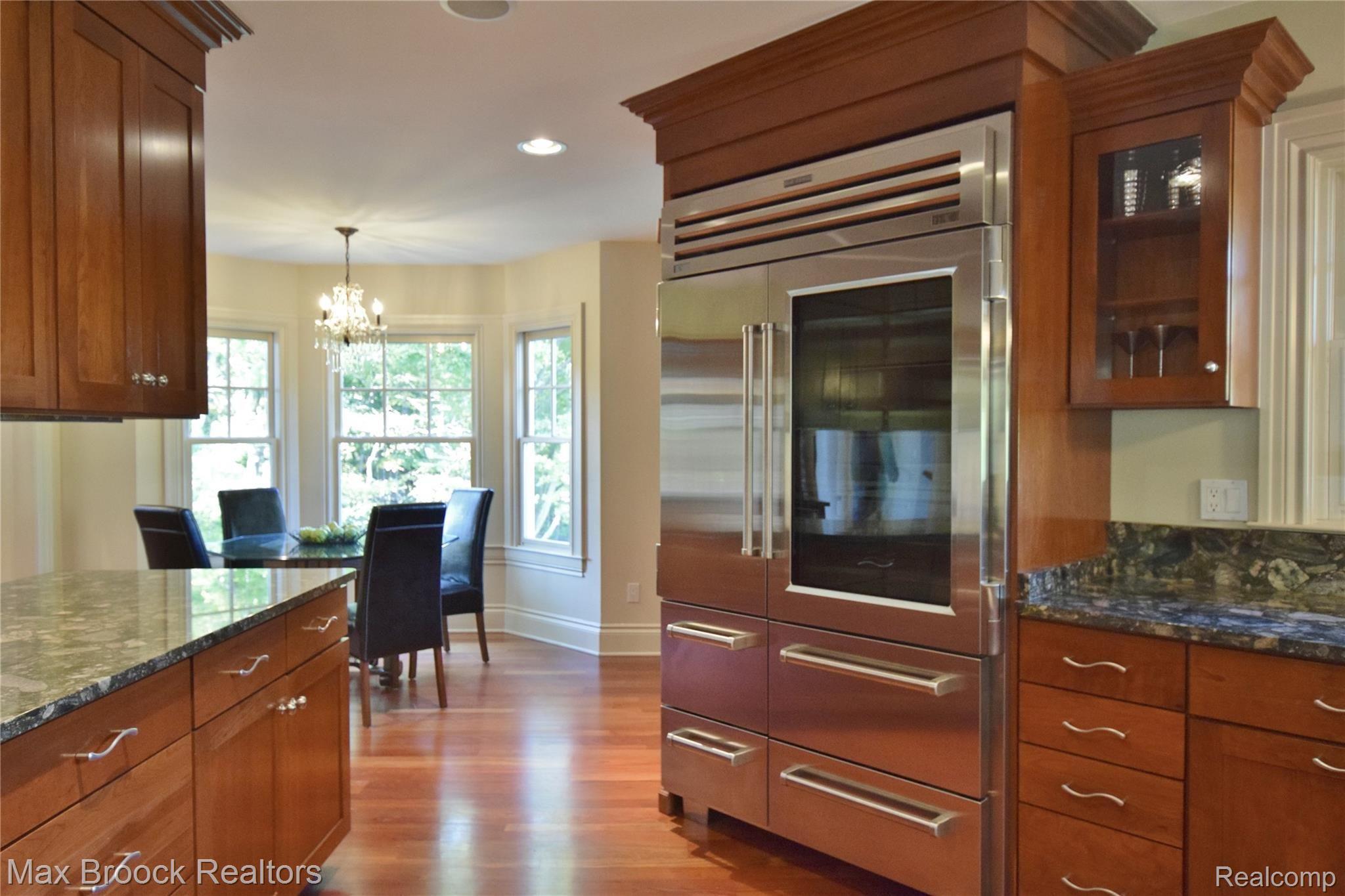 31825 Evergreen Road Franklin, MI 48025 - Photo 18 of 60 kitchen 9.JPG