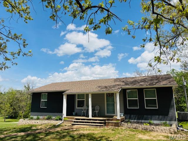 495 Brand Road Bourbon, MO 65441 - Photo 1 of 71